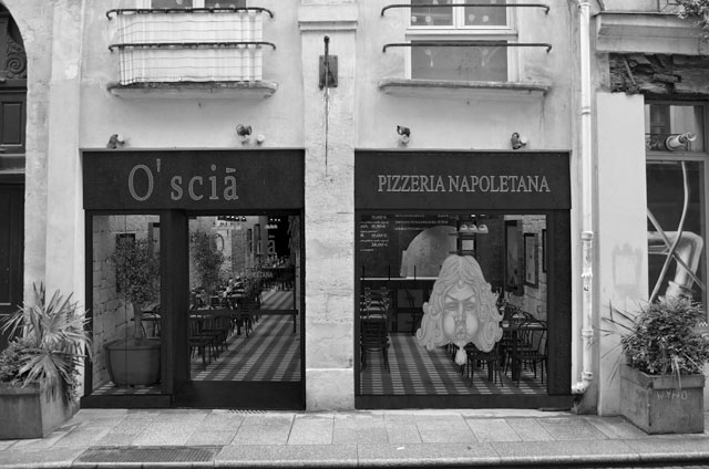 Facade Oscia Restaurant