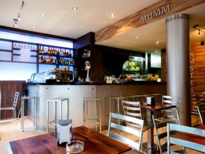 mumm_cafeteria_15